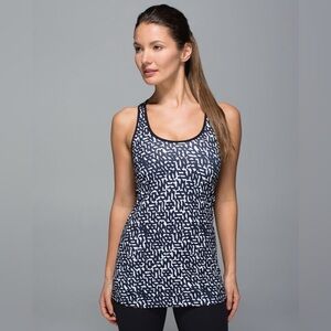 Lululemon tank top size 4 cool Racerback tank shirt black and white